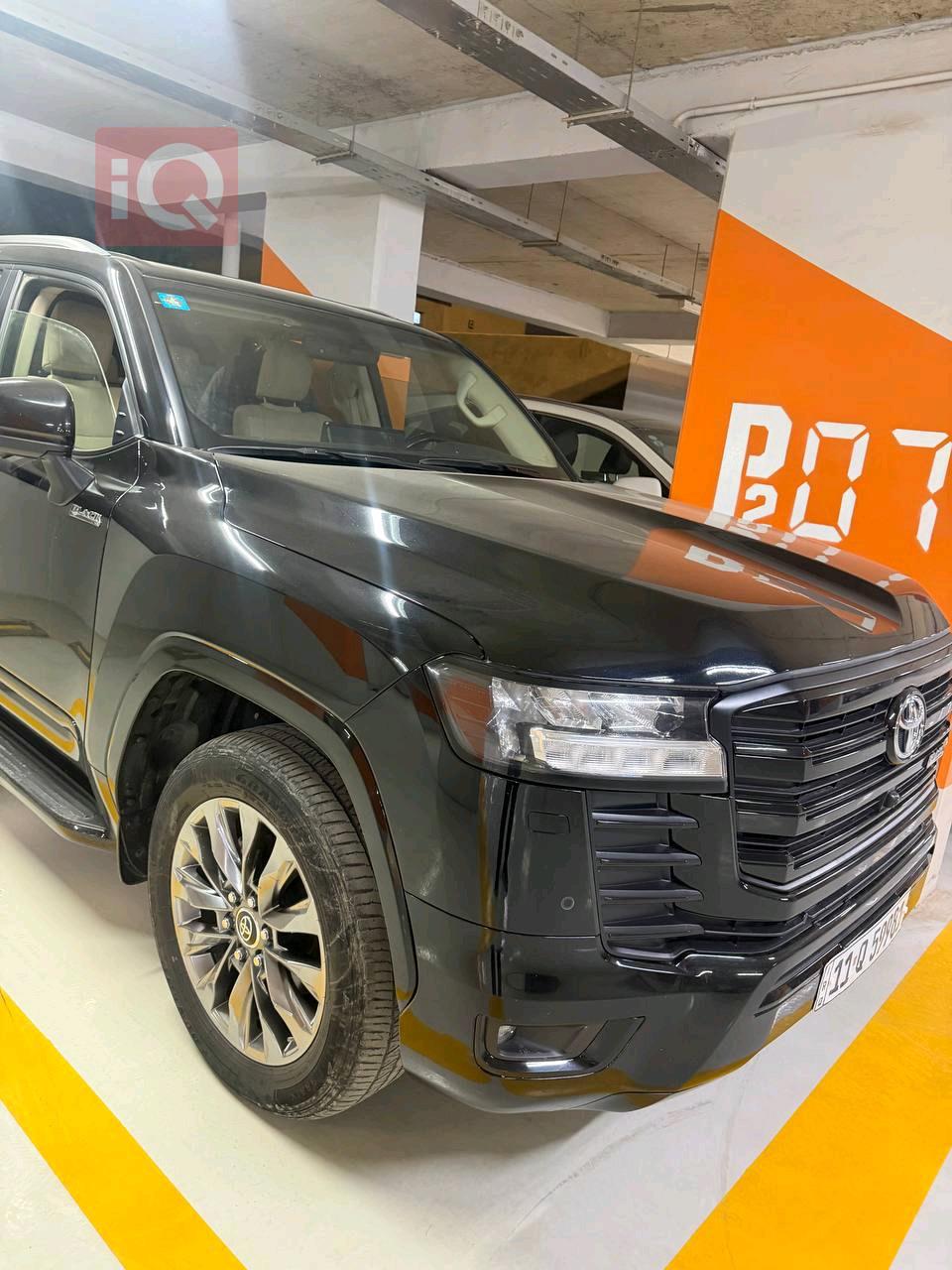 تويوتا لاندكروزر